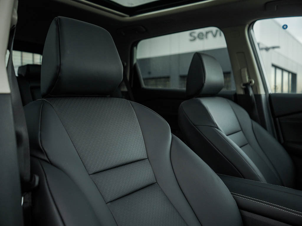 New 2026 Nissan Rogue Dark Armor AWD/4WD image 12