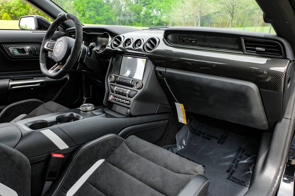 Used 2020 Ford Mustang Shelby GT500 w/ Carbon Fiber Track Pack RWD image 17
