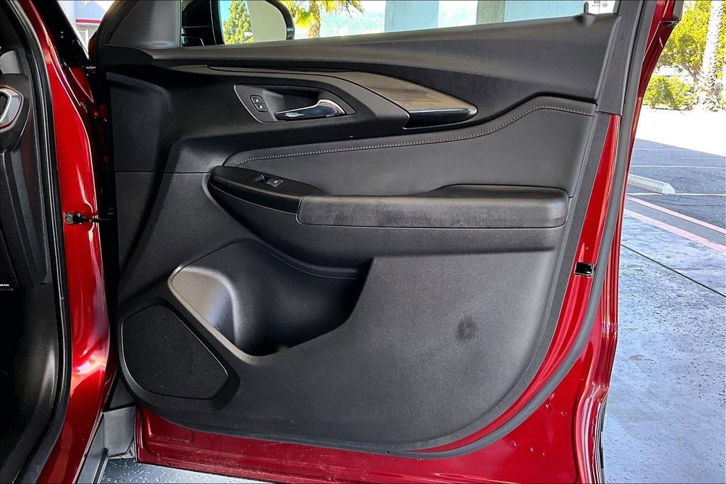 Used 2022 Chevrolet TrailBlazer RS image 28