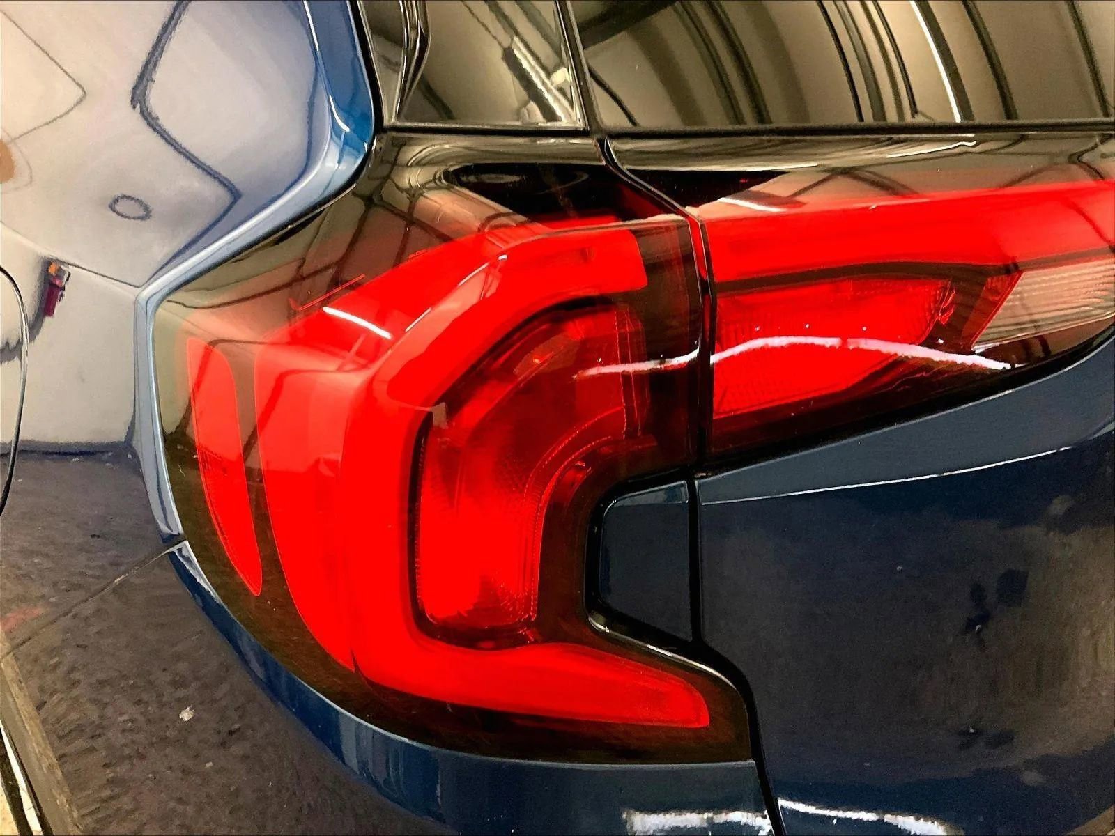 Used 2019 GMC Terrain SLE w/ Driver Convenience Package image 28