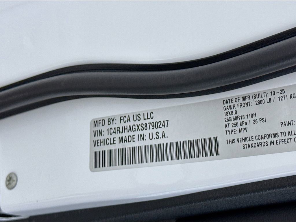 New 2025 Jeep Grand Cherokee Laredo X image 22