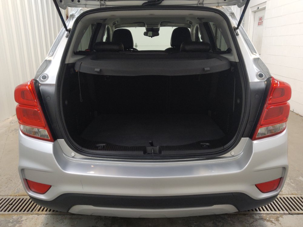 Used 2019 Chevrolet Trax LT w/ LT Convenience Package AWD/4WD image 29