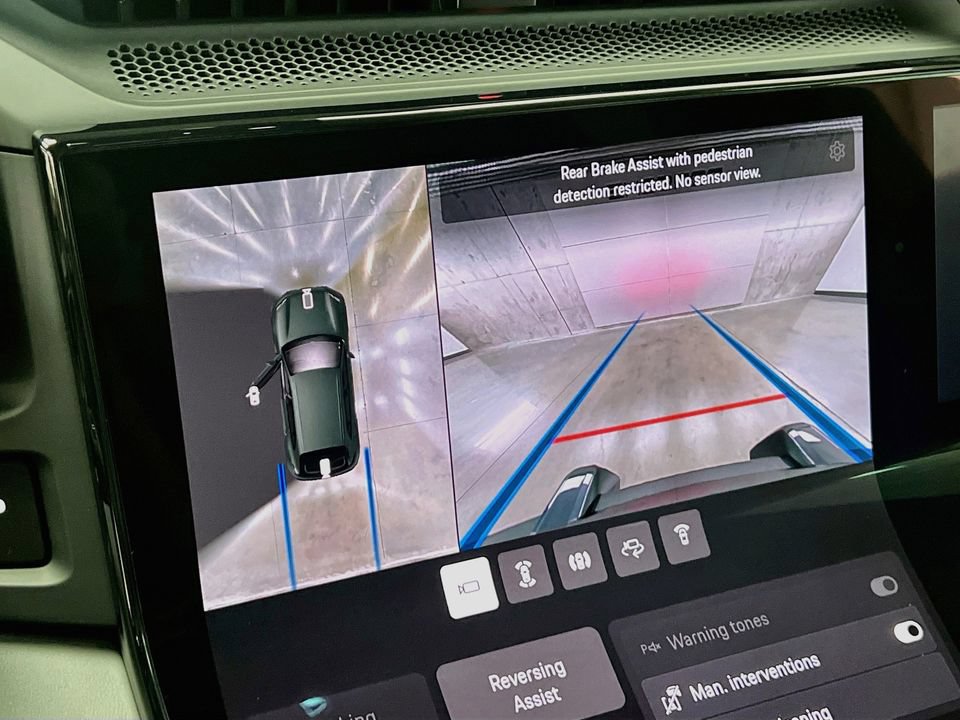 New 2026 Porsche Cayenne Electric AWD/4WD image 17