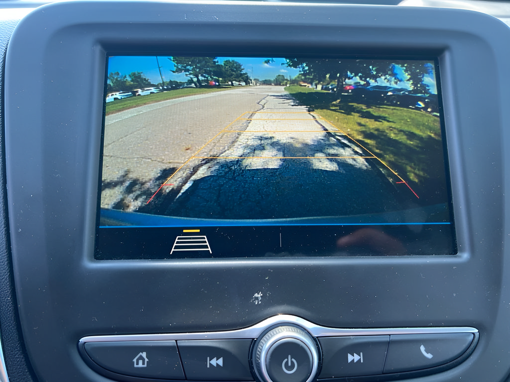 Used 2019 Chevrolet Equinox LT w/ Driver Convenience Package FWD image 31