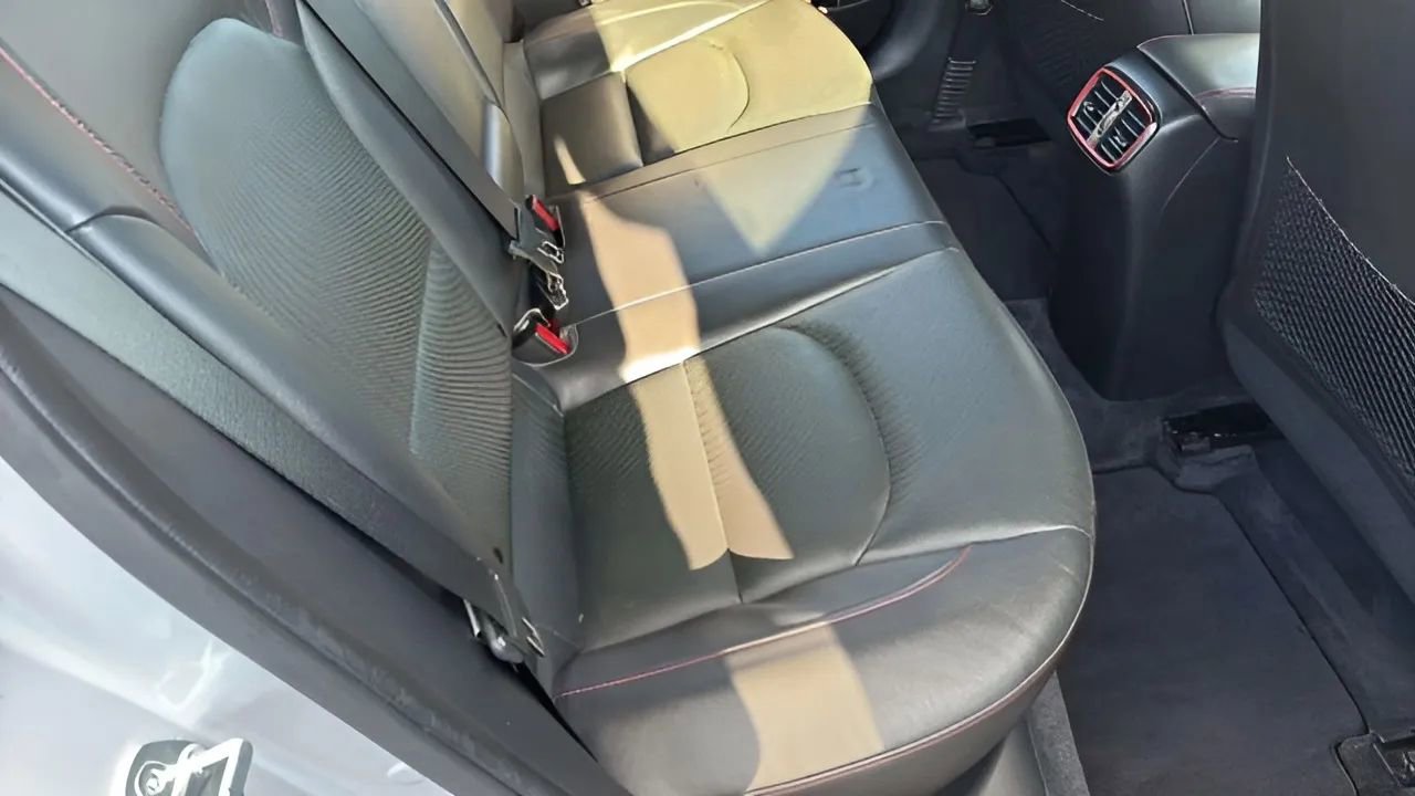 Used 2019 Hyundai Elantra GT N Line image 44