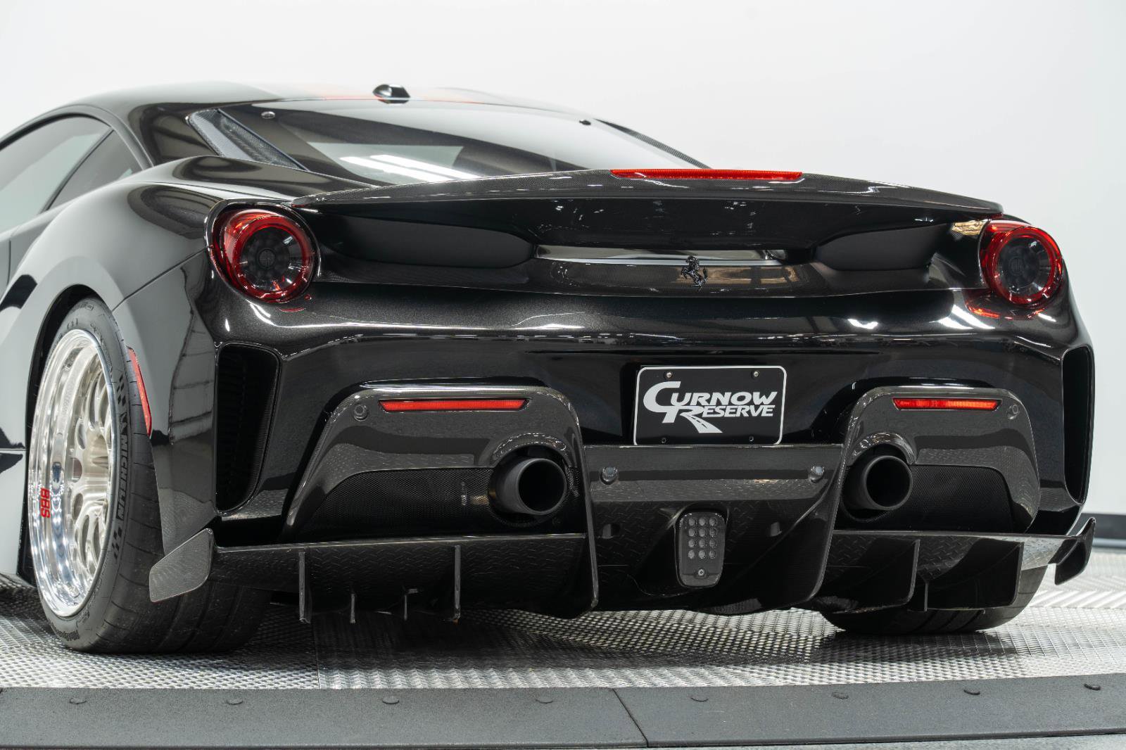 Used 2019 Ferrari 488 Pista Coupe RWD image 16