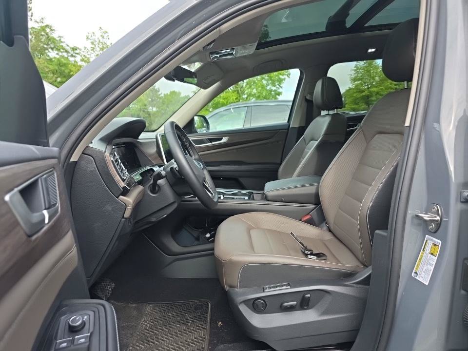 Used 2026 Volkswagen Atlas SEL AWD/4WD image 10