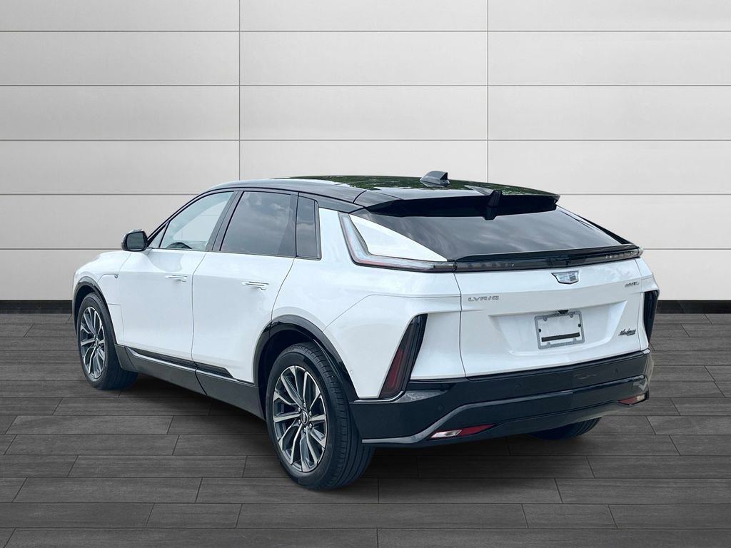 Used 2025 Cadillac Lyriq Sport AWD/4WD image 3