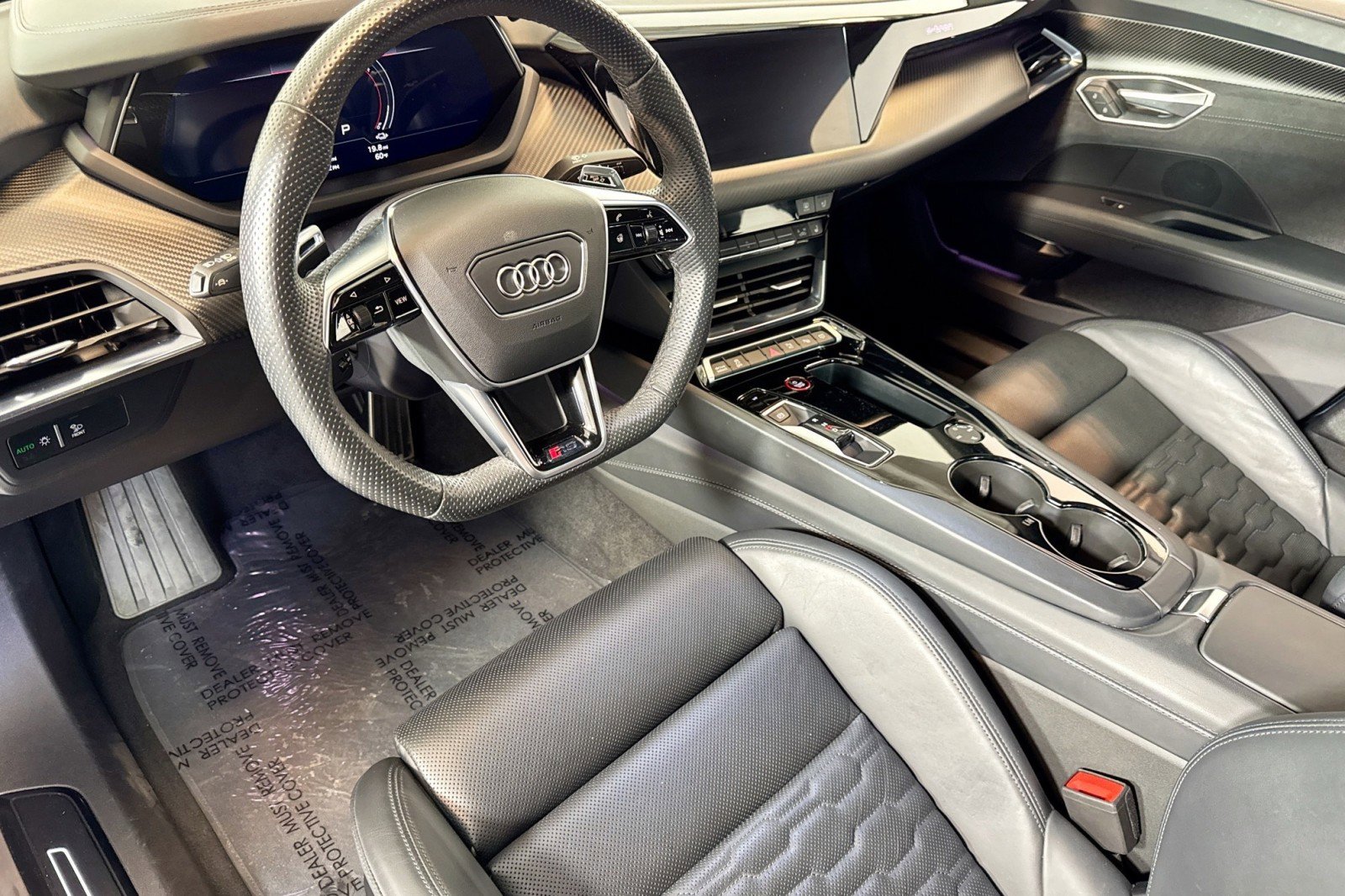 Used 2024 Audi RS e-tron GT image 9