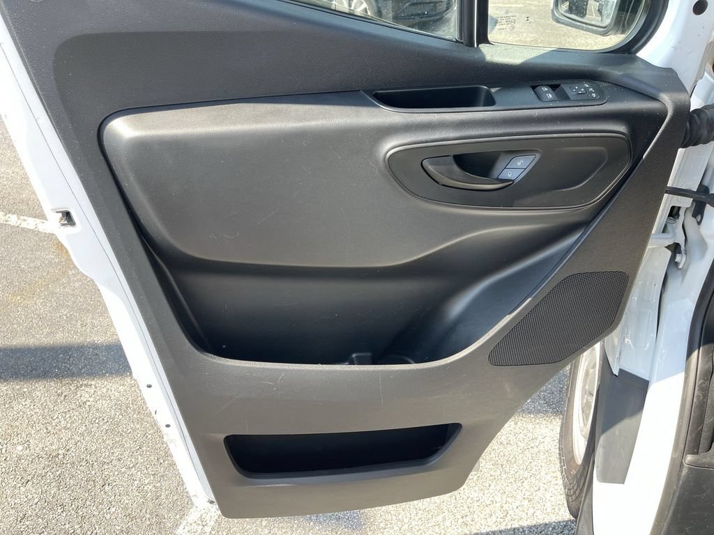 Used 2020 Mercedes-Benz Sprinter 3500 w/ Driver Convenience Package image 4