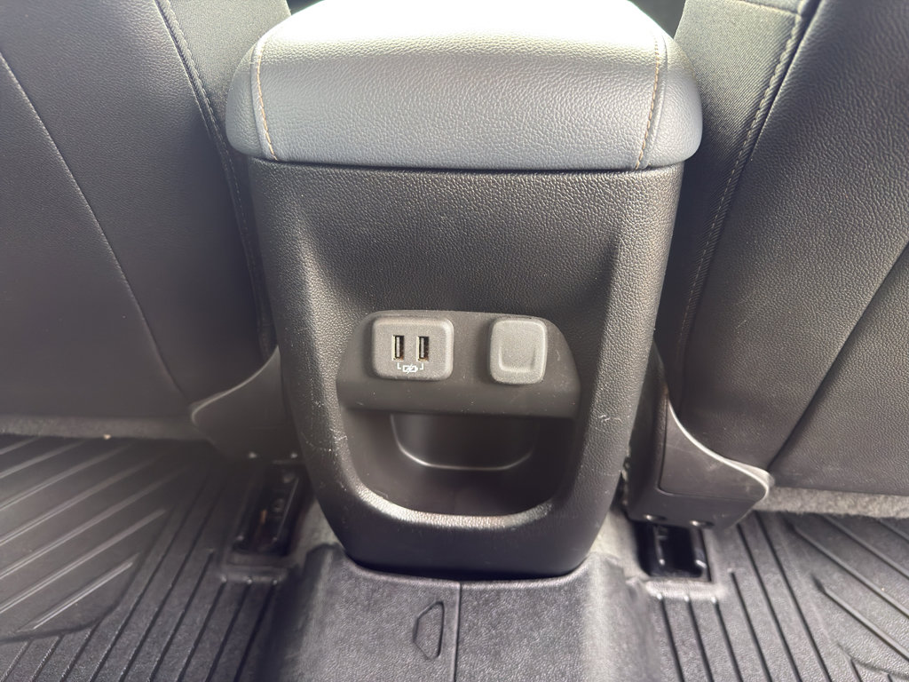 Used 2022 Chevrolet Colorado Z71 w/ Safety Package AWD/4WD image 12