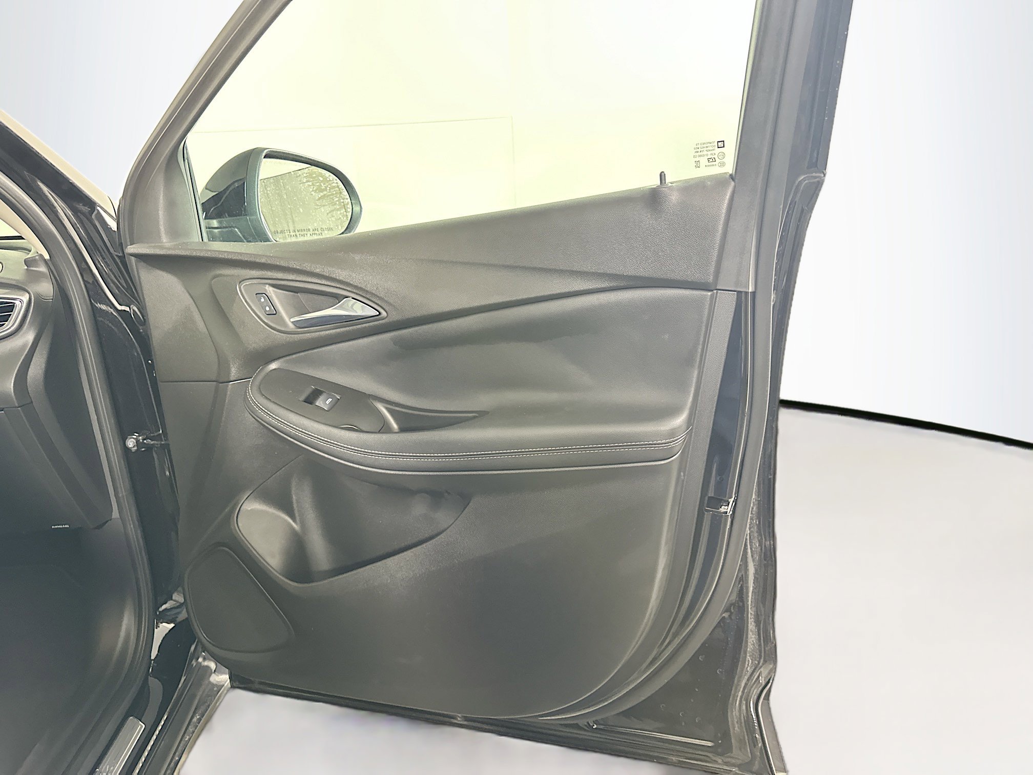 Used 2023 Buick Encore GX Essence w/ Experience Buick Package image 31