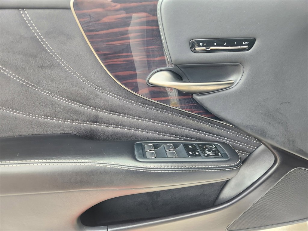 Used 2019 Lexus LS 500 image 23