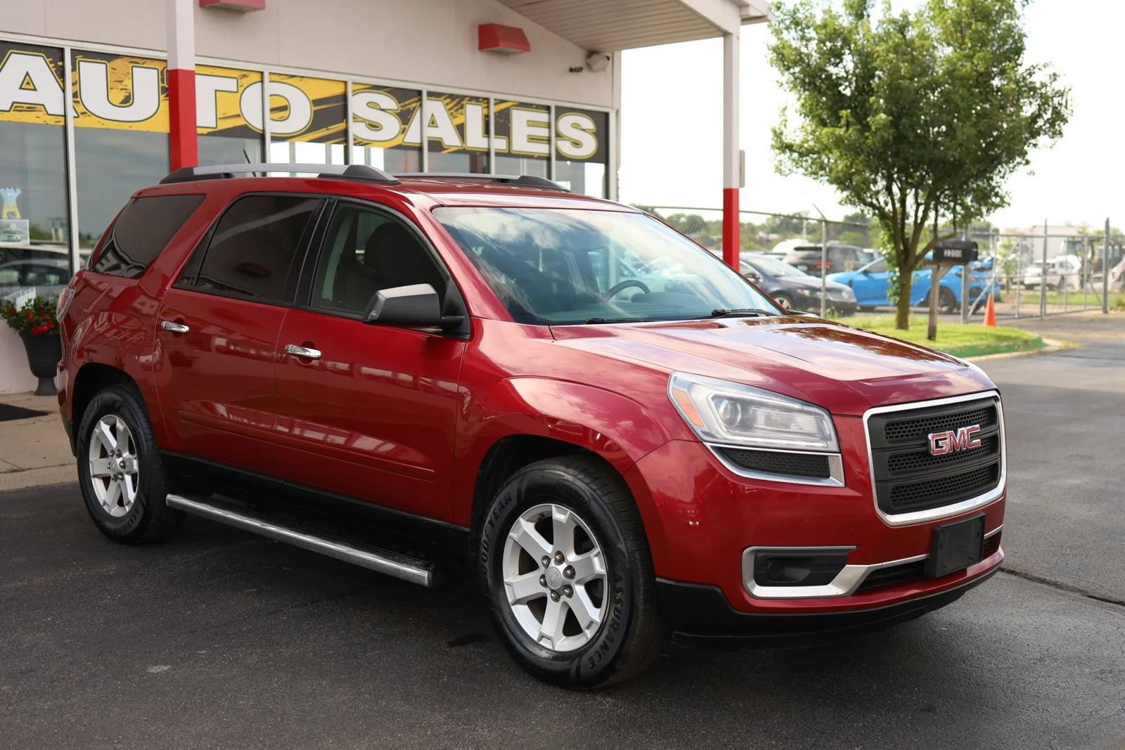 Used 2013 GMC Acadia SLE FWD image 3