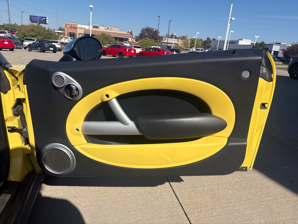 Used 2005 MINI Cooper S FWD image 28