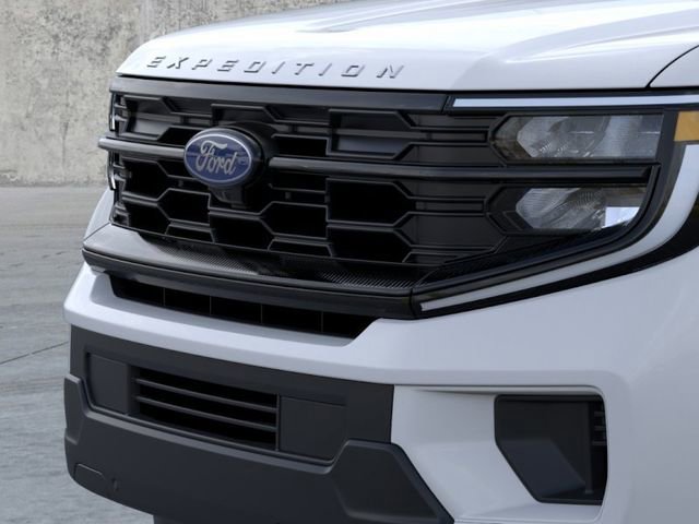 New 2026 Ford Expedition Active image 17