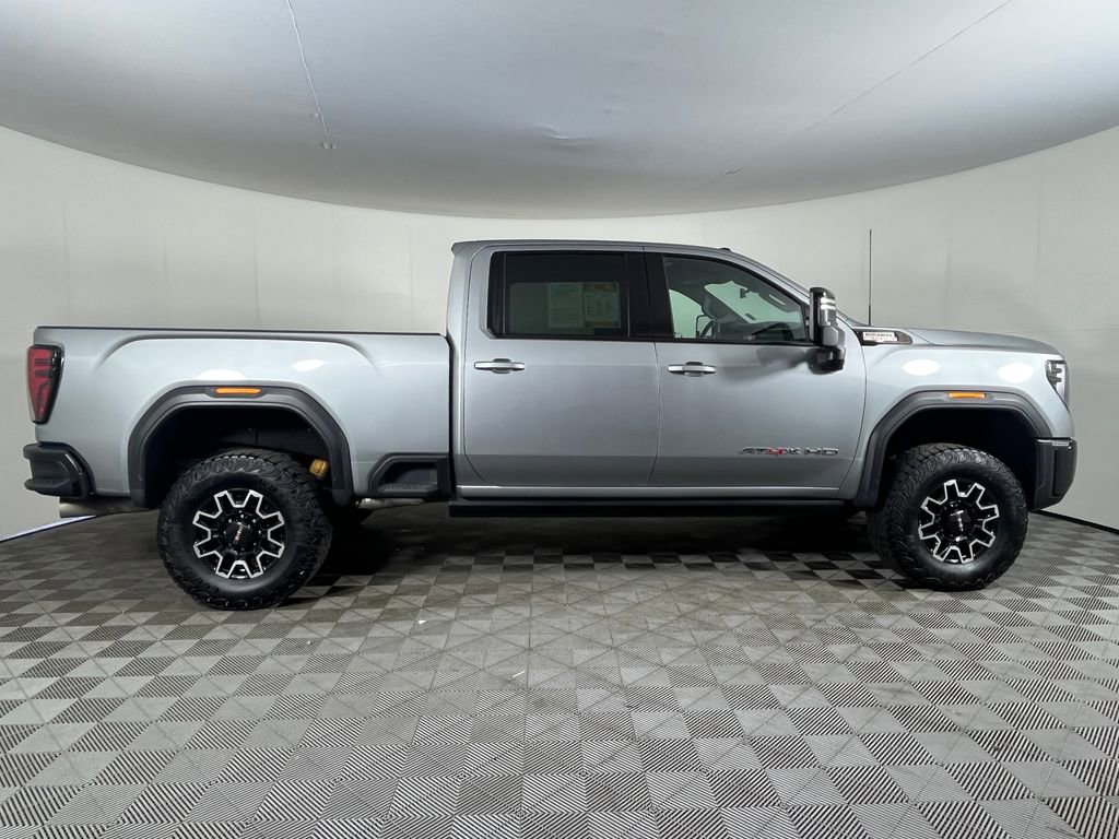 Used 2024 GMC Sierra 2500 AT4X AWD/4WD image 5