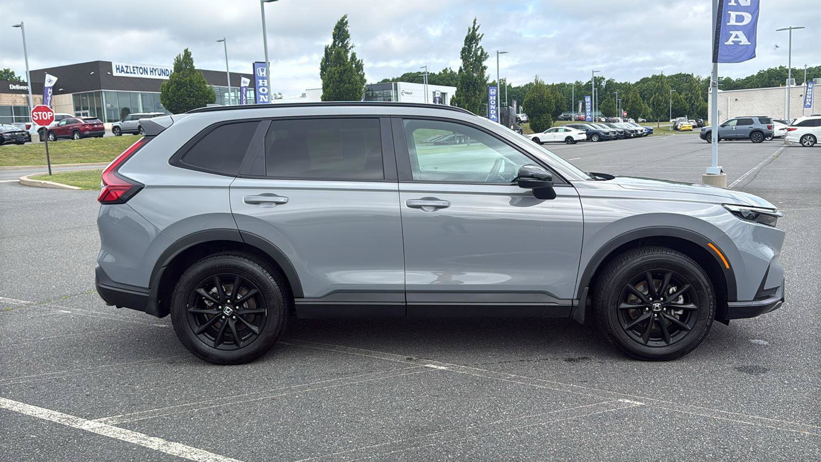 Certified 2026 Honda CR-V Sport image 4