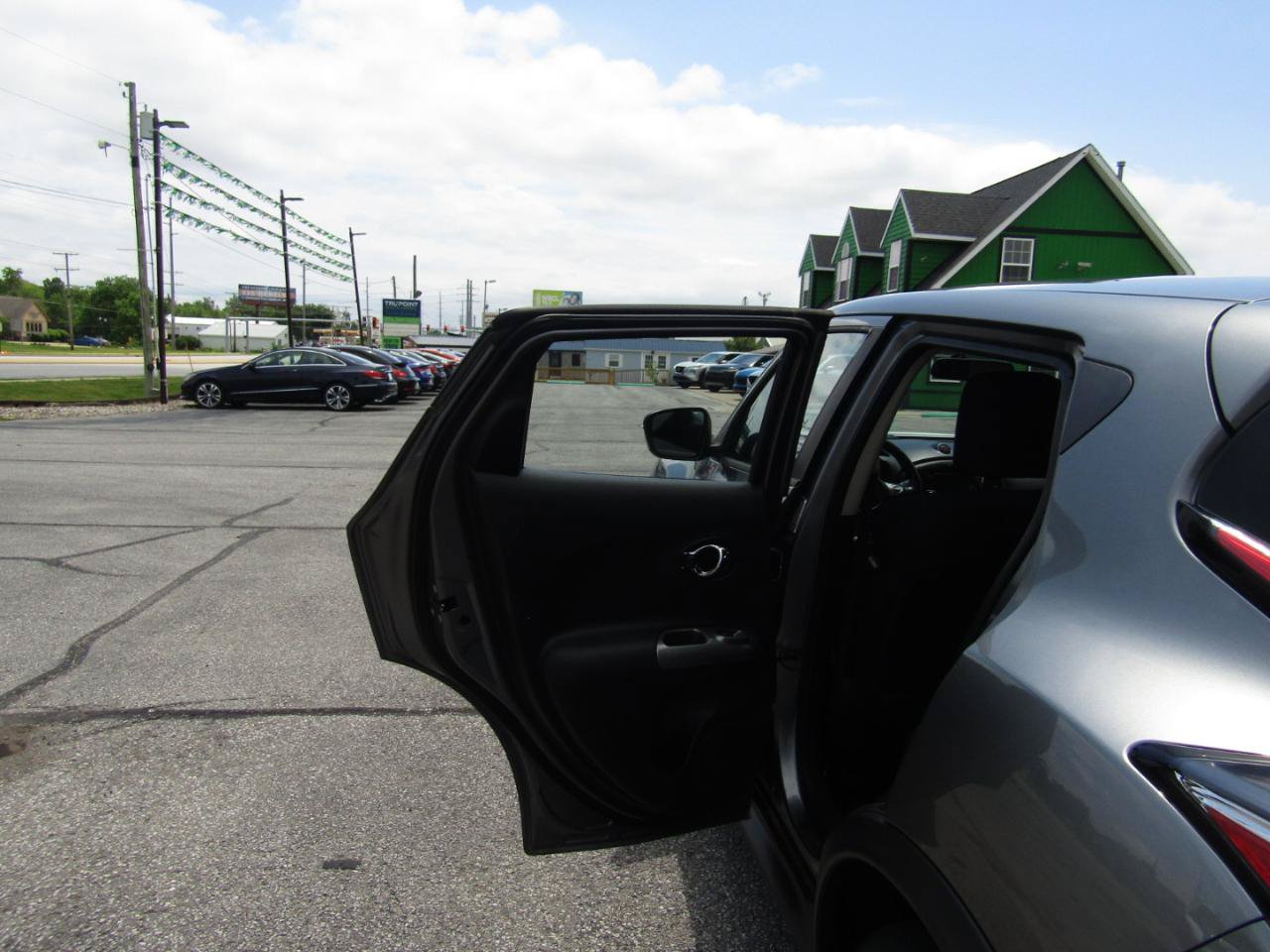 Used 2016 Nissan Juke S AWD/4WD image 17