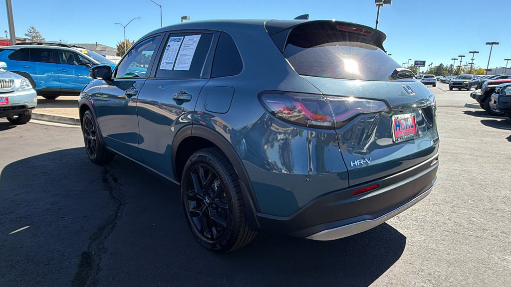 Used 2024 Honda HR-V Sport image 5