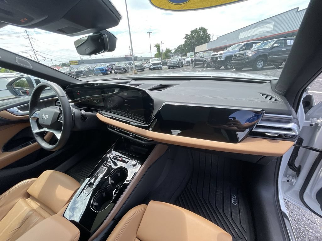 Used 2025 Audi A5 2.0T Premium Plus w/ Premium Plus AWD/4WD image 32