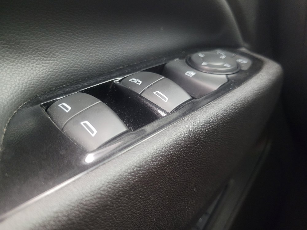Used 2024 Chevrolet Equinox Premier AWD/4WD image 27