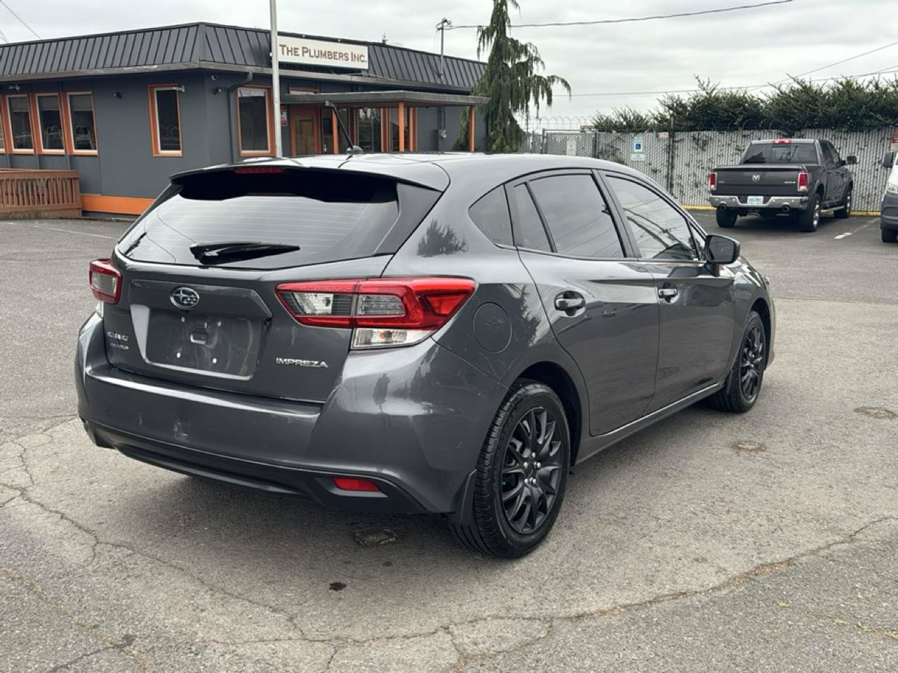 Used 2020 Subaru Impreza 2.0i Hatchback w/ Eyesight AWD/4WD image 15