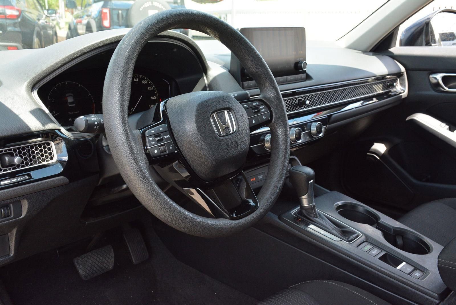 Used 2024 Honda Civic LX image 10
