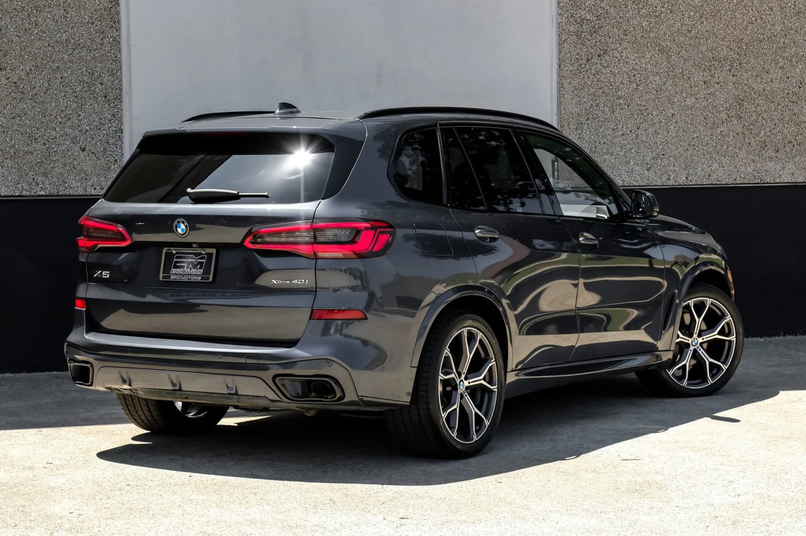 Used 2020 BMW X5 xDrive40i w/ M Sport Package AWD/4WD image 10