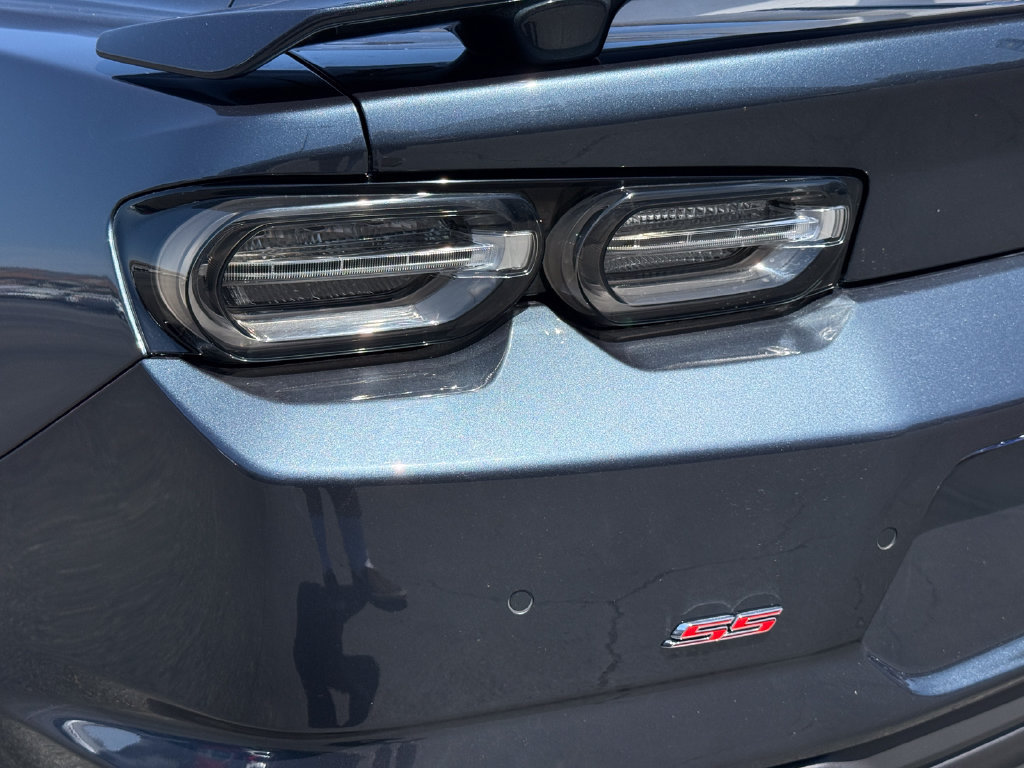 Used 2022 Chevrolet Camaro SS RWD image 10