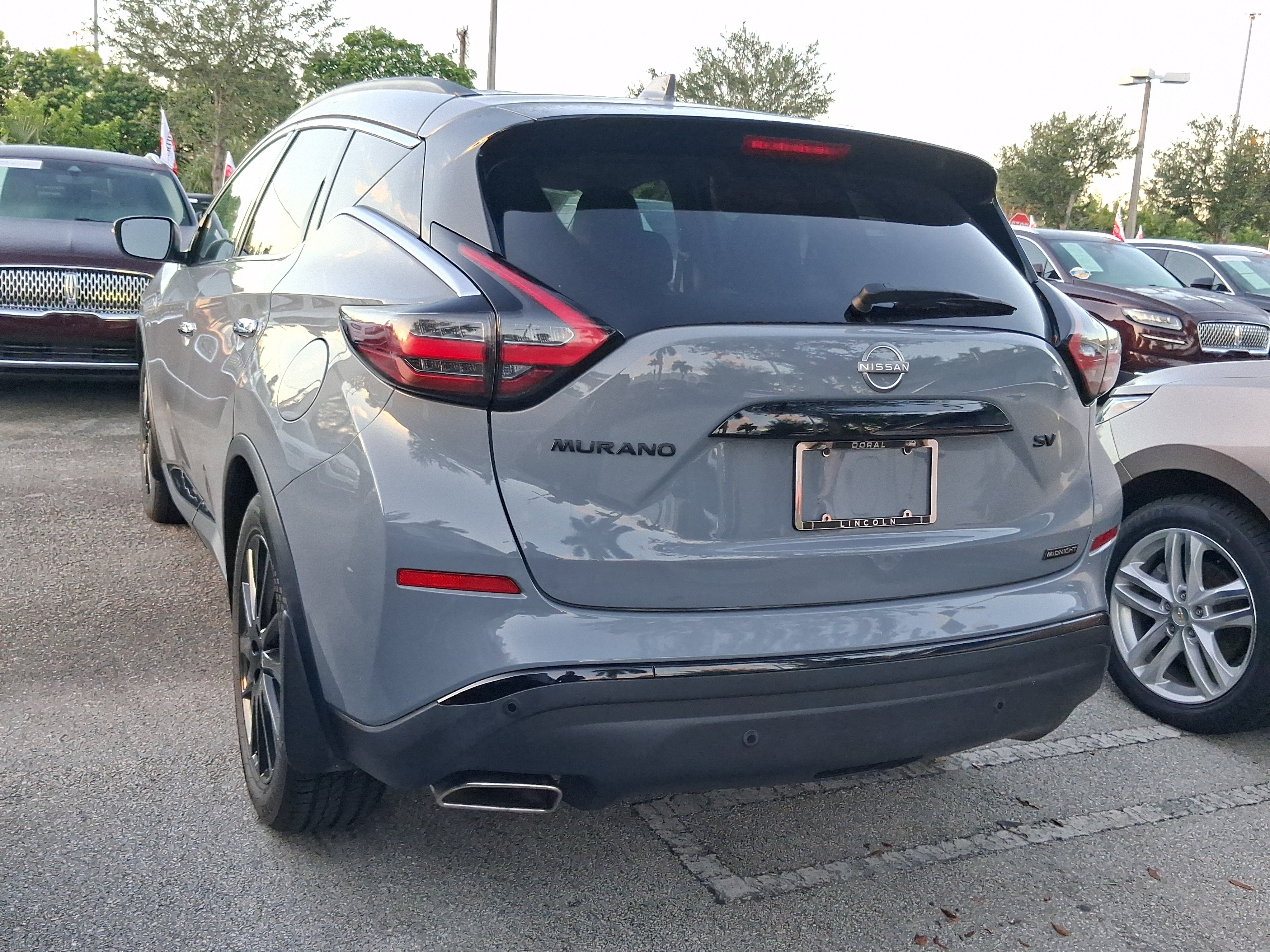 Used 2023 Nissan Murano SV w/ SV Midnight Edition Package FWD image 3