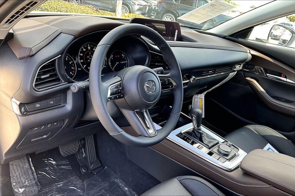 Used 2025 MAZDA CX-30 AWD 2.5 S w/ Premium Package image 9