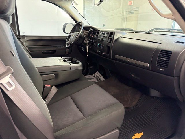 Used 2013 Chevrolet Silverado 1500 LT w/ All-Star Edition AWD/4WD image 26