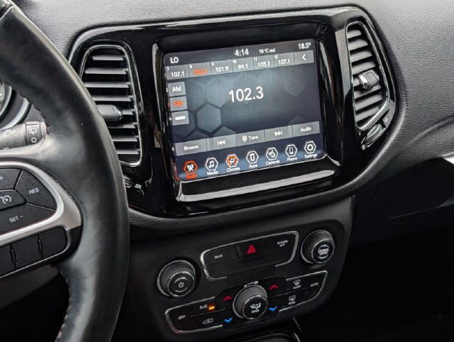 Used 2019 Jeep Compass Limited AWD/4WD image 18