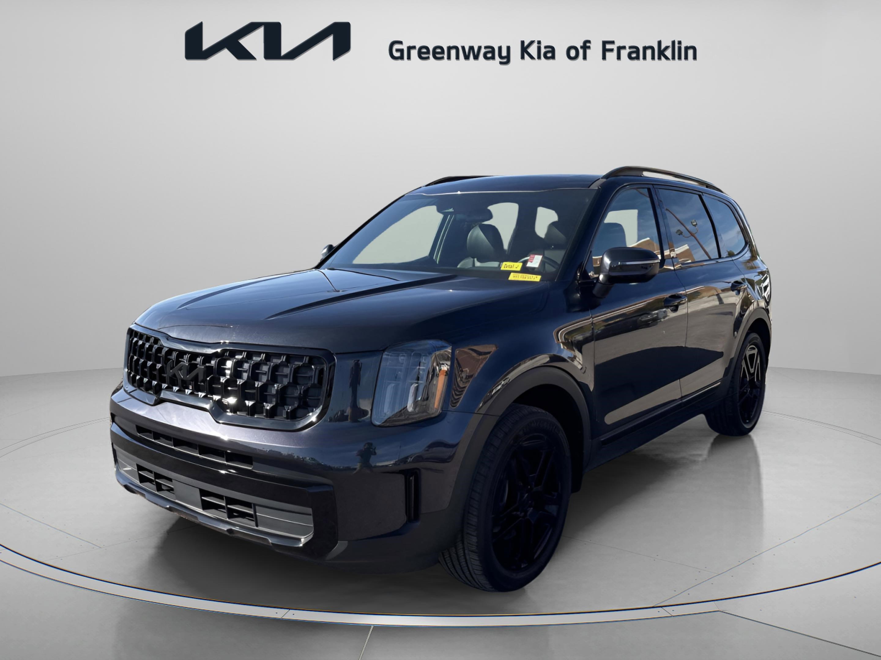Used 2025 Kia Telluride EX X-Line image 3