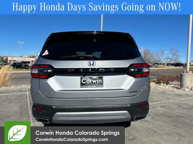 New 2025 Honda Pilot Touring image 8