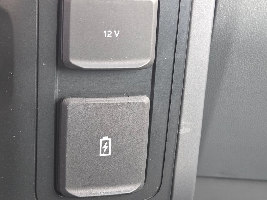 Used 2022 Ford F150 XLT AWD/4WD image 11