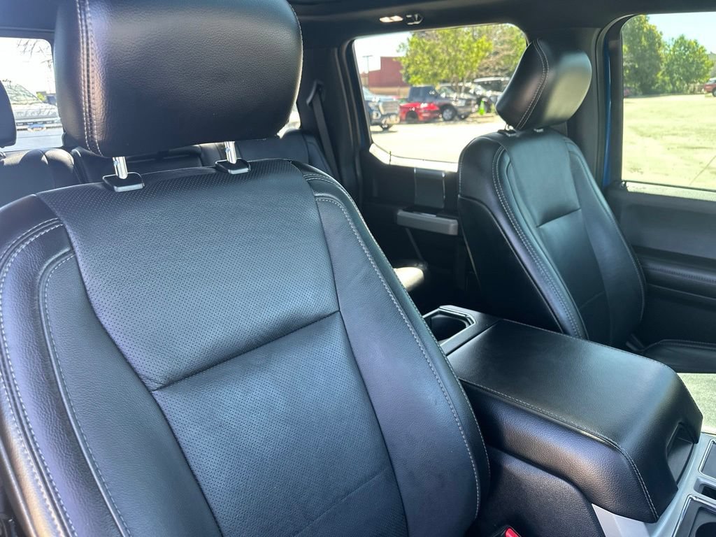 Used 2017 Ford F150 Lariat w/ Equipment Group 502A Luxury AWD/4WD image 31