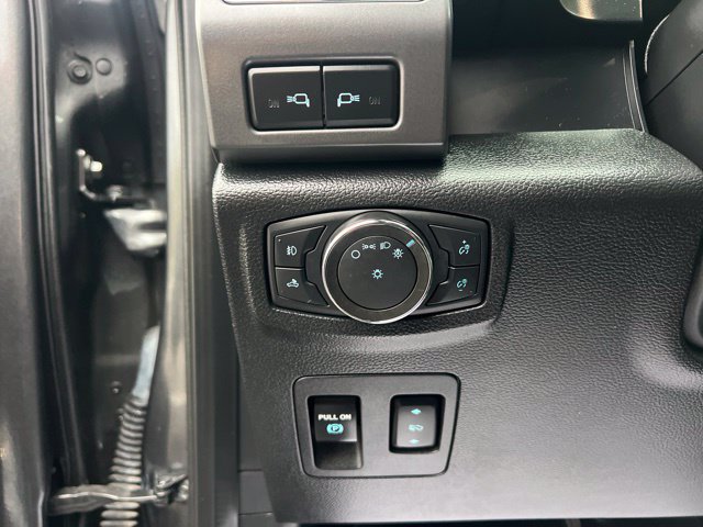 Used 2020 Ford F150 XLT w/ Equipment Group 302A Luxury AWD/4WD image 22
