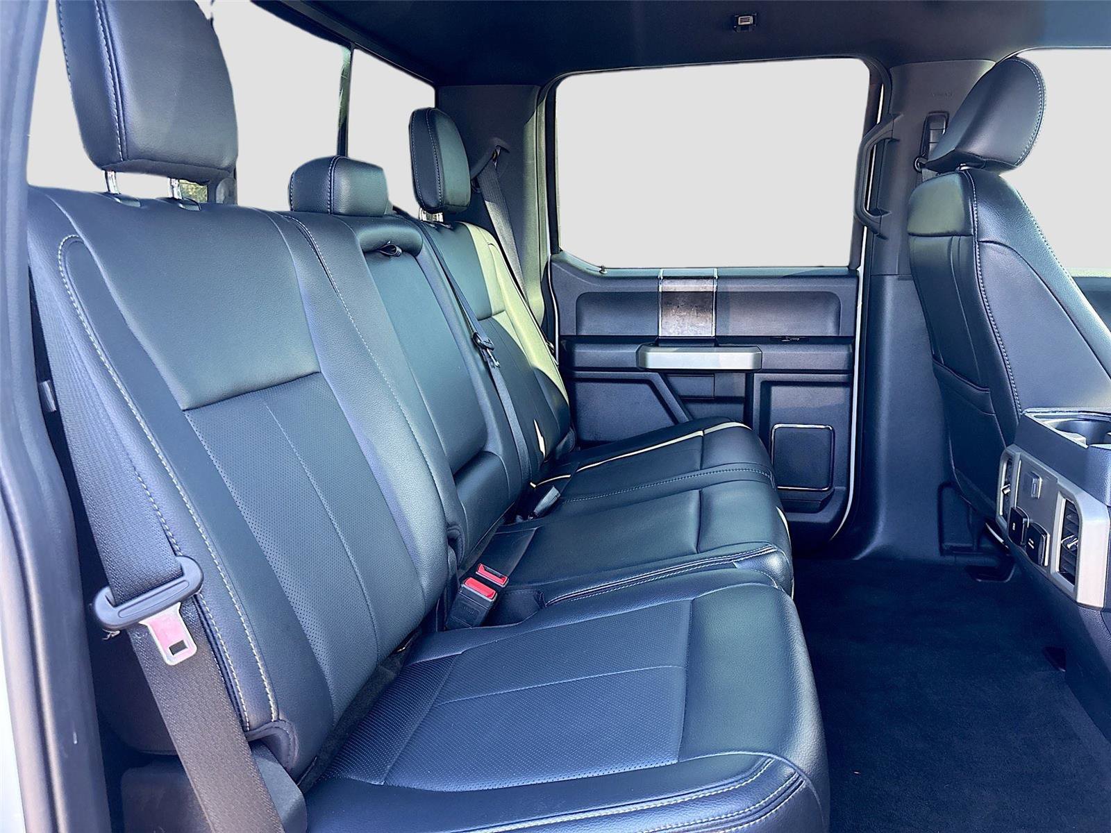 Used 2022 Ford F250 Lariat w/ Lariat Value Package image 29