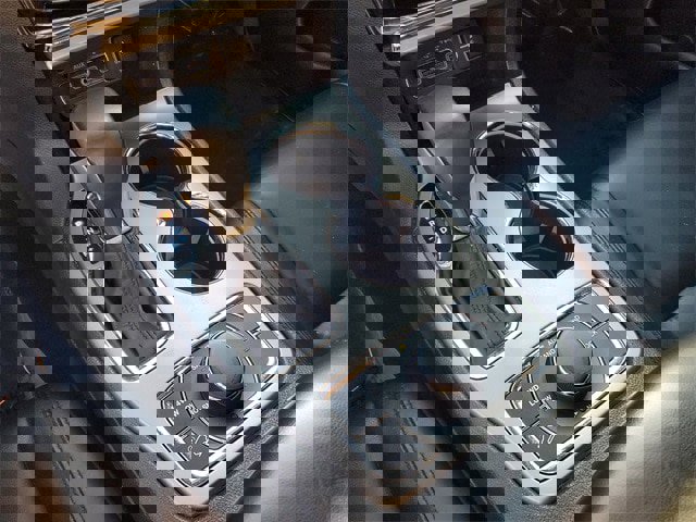 Used 2019 Jeep Grand Cherokee Limited image 29