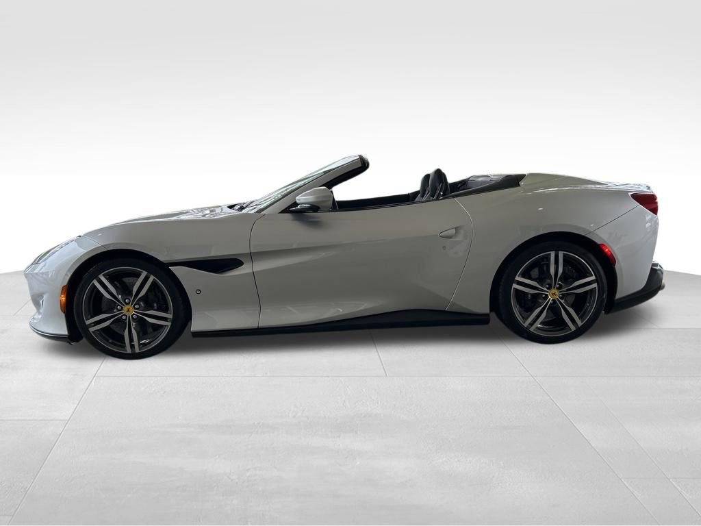 Used 2019 Ferrari Portofino RWD image 16
