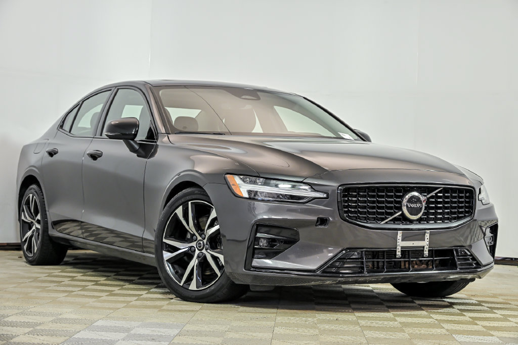 Used 2024 Volvo S60 B5 Core FWD image 1