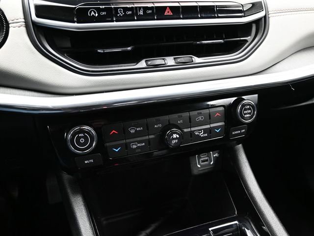 Certified 2022 Jeep Compass Limited AWD/4WD image 46