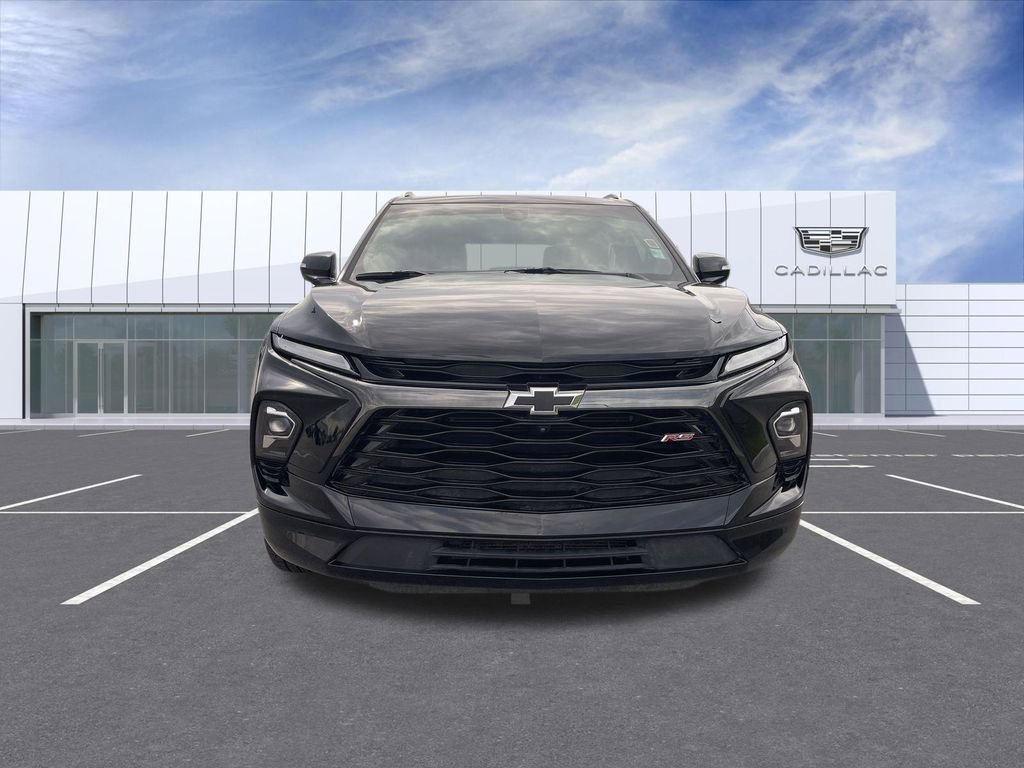 Used 2024 Chevrolet Blazer RS w/ Driver Confidence II Package image 3