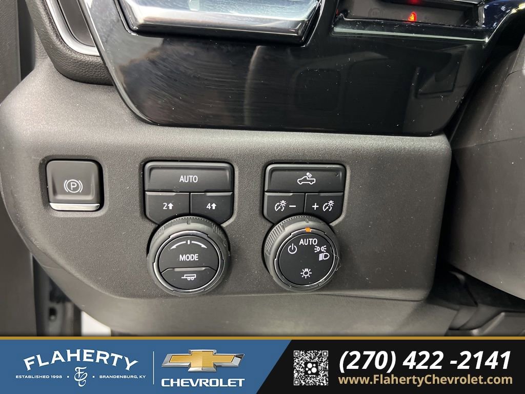 Used 2024 Chevrolet Silverado 1500 LT image 22