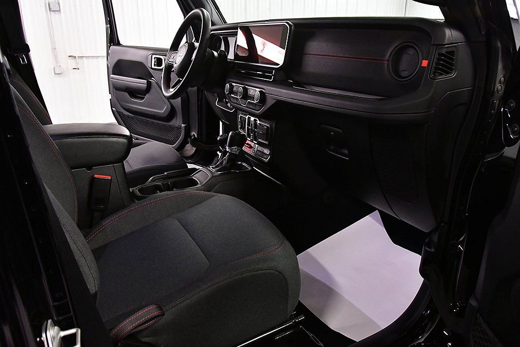 Used 2024 Jeep Wrangler Unlimited Rubicon image 28