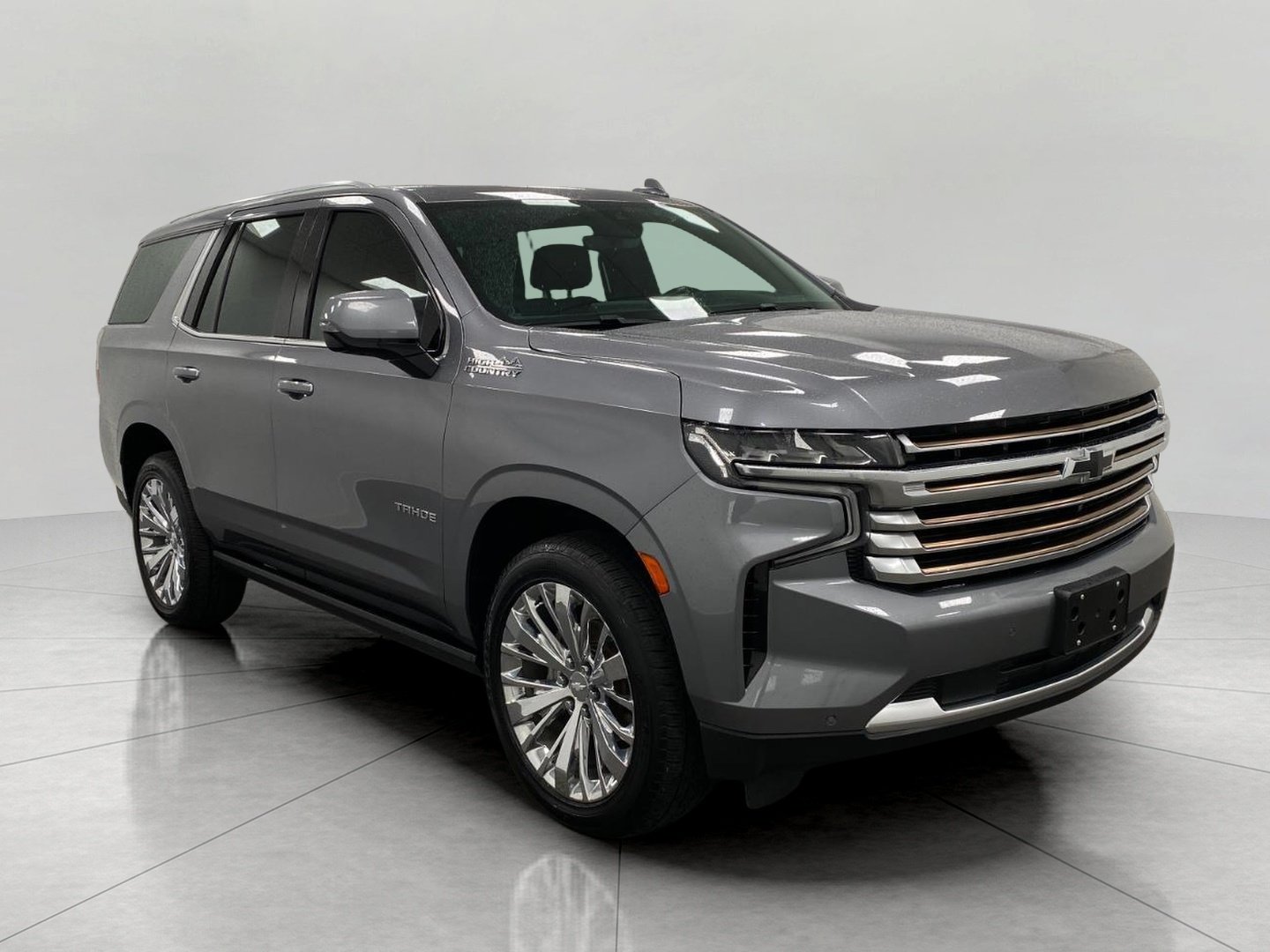 Used 2021 Chevrolet Tahoe High Country w/ Premium Package AWD/4WD image 1