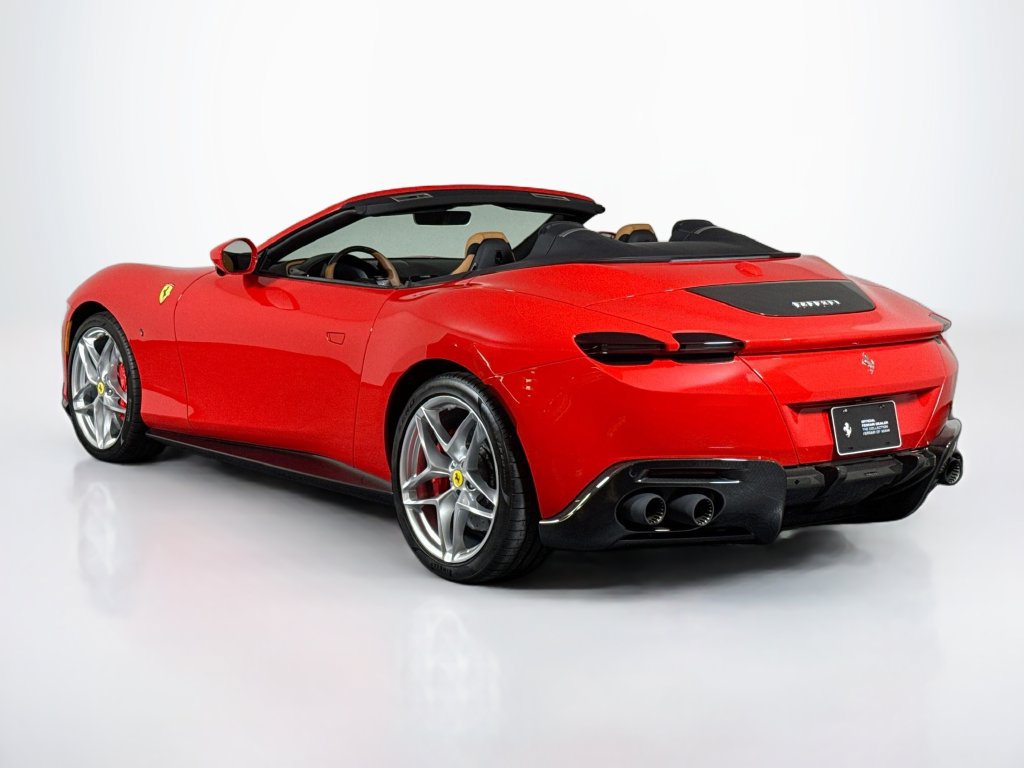 Certified 2025 Ferrari Roma Spider RWD image 2