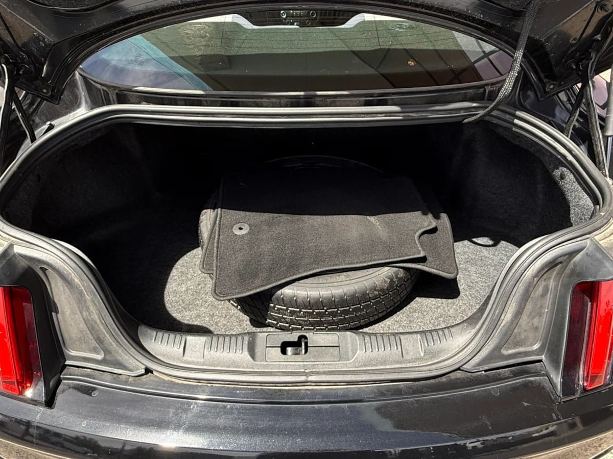 Used 2016 Ford Mustang Coupe RWD image 31